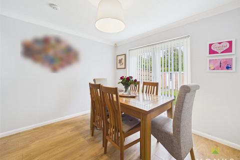 4 bedroom detached house for sale, White Hart, Shrewsbury