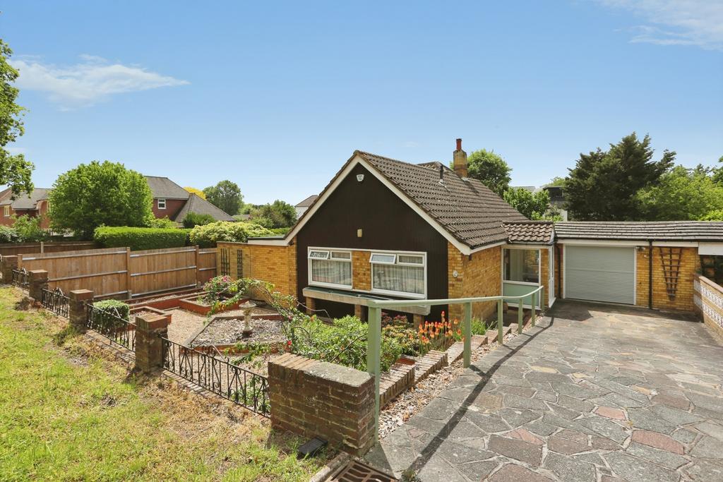 2 bedroom bungalow for sale