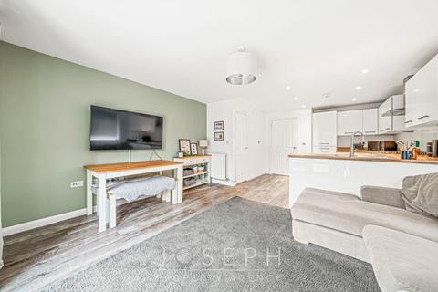 3 bedroom semi-detached house for sale, Ribbans Park Road, Ipswich, IP3