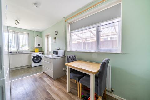2 bedroom bungalow for sale, Norton Crescent, Towcester, Northamptonshire, NN12