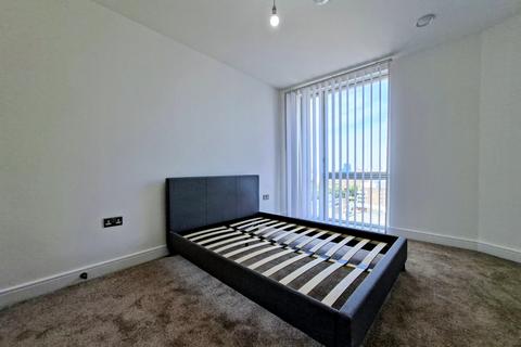 3 bedroom apartment to rent, Creative Road Deptford SE8