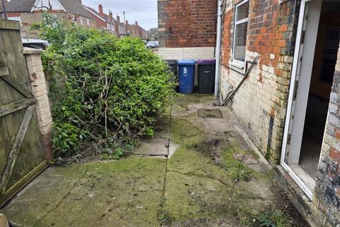 3 bedroom end of terrace house for sale, 9 Love Lane, Gainsborough, Lincolnshire, DN21 2SG