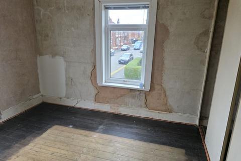 3 bedroom end of terrace house for sale, 9 Love Lane, Gainsborough, Lincolnshire, DN21 2SG