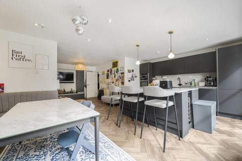 4 bedroom detached house for sale, Salisbury Road, Bromley