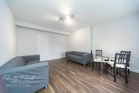 4 bedroom flat to rent, High Trees, LONDON