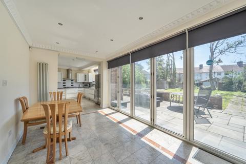 Sherborne Gardens, LONDON NW9