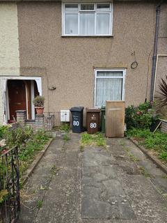 2 bedroom terraced house to rent, Treswell Road, Dagenham, RM9 