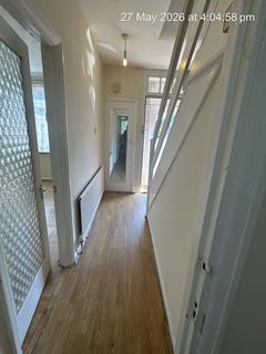 2 bedroom terraced house to rent, Treswell Road, Dagenham, RM9 
