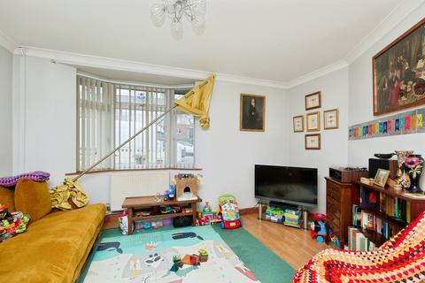 3 bedroom end of terrace house for sale, Cavendish Road, Ilkeston