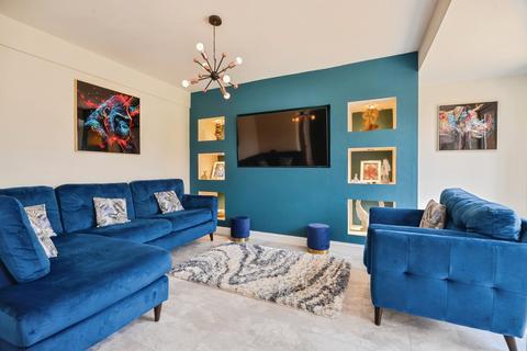 4 bedroom semi-detached house for sale, Oxbridge Avenue, Stockton-On-Tees