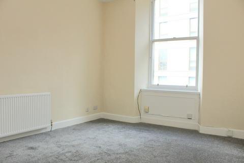2 bedroom flat to rent, Seagate, Dundee, DD1 2ET