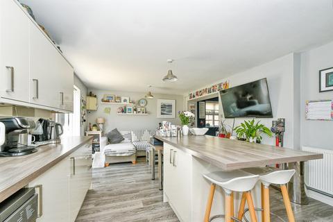 5 bedroom detached house for sale, Wood Lane, Chippenham