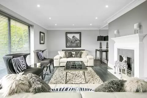 4 bedroom bungalow for sale – pohled 5