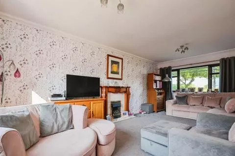 4 bedroom detached house for sale – pohled 3