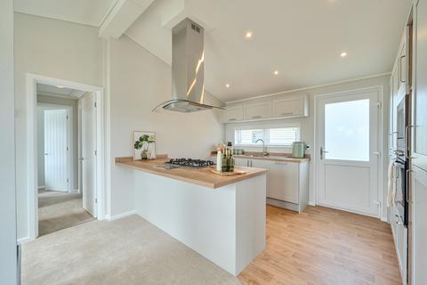 2 bedroom park home for sale, Christchurch, Dorset, BH6