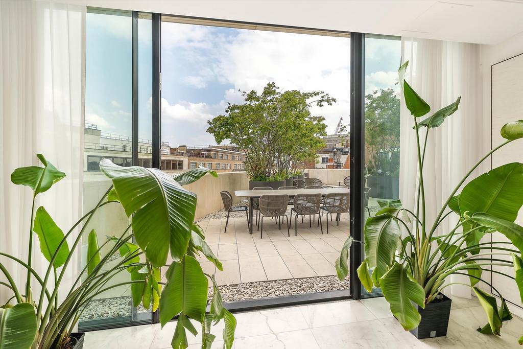 Apartment in London - View 3