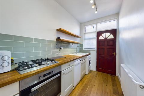 3 bedroom cottage for sale, Lime Tree Avenue, Darley Dale, Matlock
