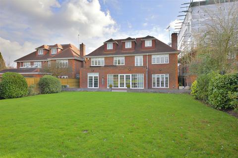 6 bedroom detached house for sale, Dellfield Close, Radlett, Hertfordshire, WD7