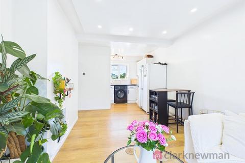 undefined, The Lawn, Harlow CM20