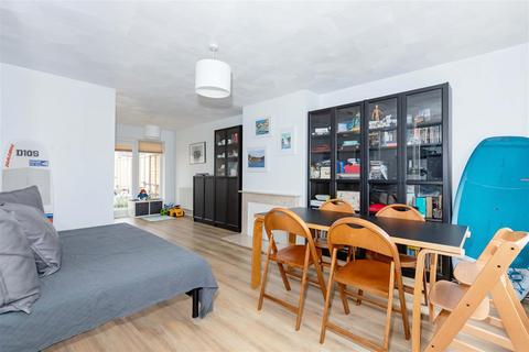 3 bedroom end of terrace house for sale, Coleridge Crescent, Goring-By-Sea, Worthing