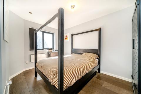 2 bedroom terraced house for sale, Well Street, London, E9