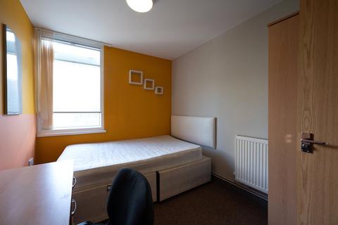1 bedroom in a house share to rent, Guildhall Walk, Portsmouth, PO1