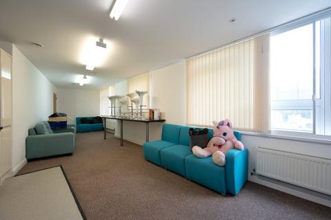 1 bedroom in a house share to rent, Guildhall Walk, Portsmouth, PO1