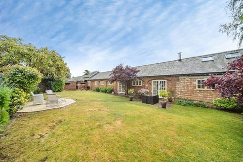 3 bedroom barn conversion for sale, Shucklow Hill, Little Horwood, Milton Keynes