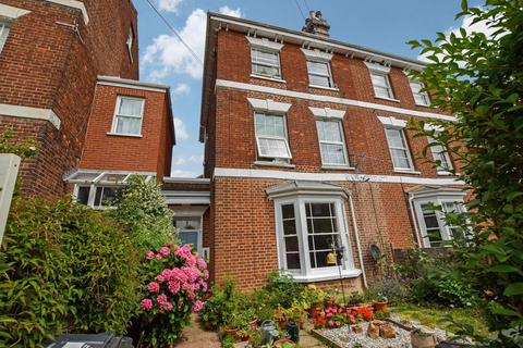 1 bedroom flat for sale, 7 North Avenue