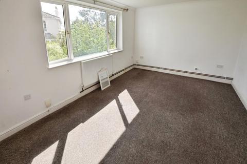 1 bedroom flat for sale, 4 Baring Flats