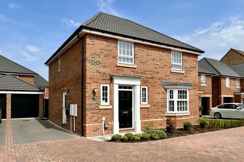 4 bedroom detached house for sale, Woodland Crescent, Doncaster DN7