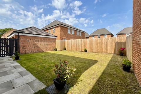 4 bedroom detached house for sale, Woodland Crescent, Doncaster DN7