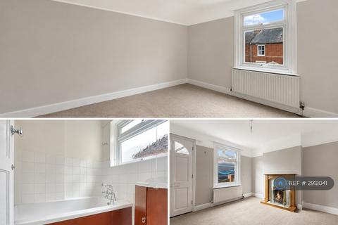 3 bedroom semi-detached house to rent, Granville Road, Colchester, CO1