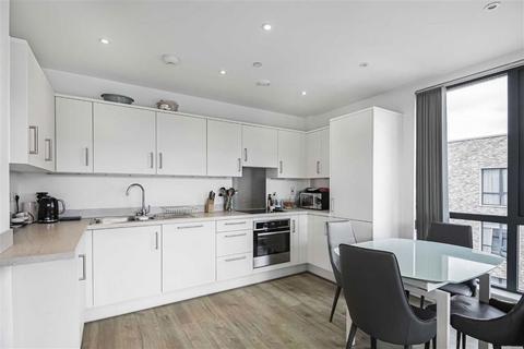 2 bedroom flat to rent, Coal Lane, London SW9