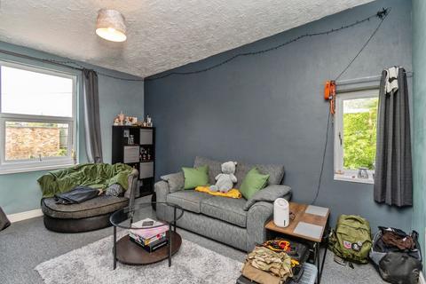 1 bedroom flat for sale, Cannock Road, Hednesford, Cannock, Staffordshire, WS12