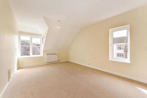 1 bedroom apartment for sale, St. Cyriacs, Chichester