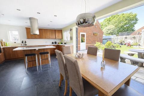 4 bedroom detached house for sale, William Close, Stubbington. Fareham