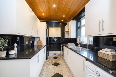 5 bedroom semi-detached house to rent, Brunswick Road, London, W5