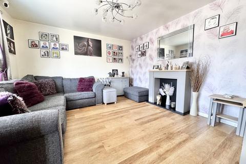 3 bedroom semi-detached house for sale, Blackbrook Close, Loughborough LE12
