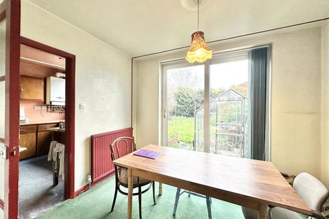 4 bedroom semi-detached house for sale, Cherington Close, Manchester M23