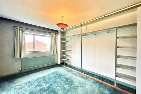 4 bedroom semi-detached house for sale, Cherington Close, Manchester M23