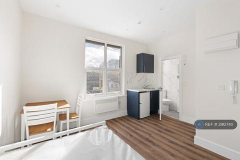 Studio to rent, St. Erkenwald Road, Barking, IG11