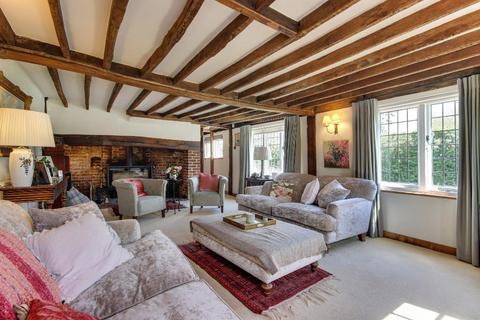 5 bedroom village house for sale, Smarden, Kent, TN27 8NN