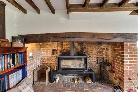 5 bedroom village house for sale, Smarden, Kent, TN27 8NN