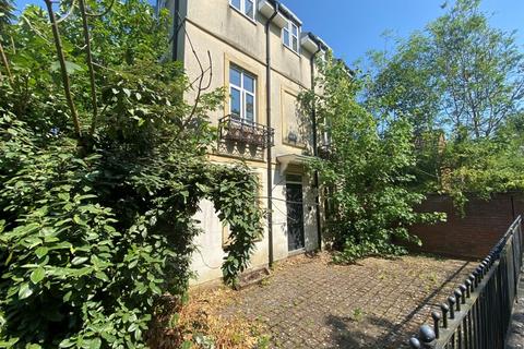 4 bedroom detached house for sale, Elgar Close (& Garage), SWINDON