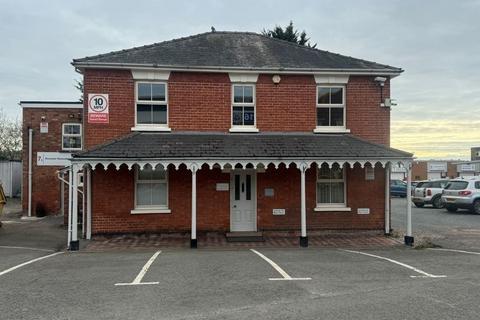 Office to rent, Unit 7A Link Business Centre, Link Way Malvern WR14 1UQ