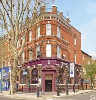 Restaurant to rent, 82-84 Cricklewood Broa London NW2 3EL
