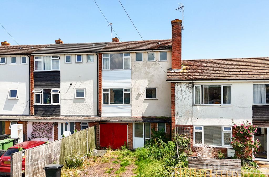 4 bedroom terraced house for sale