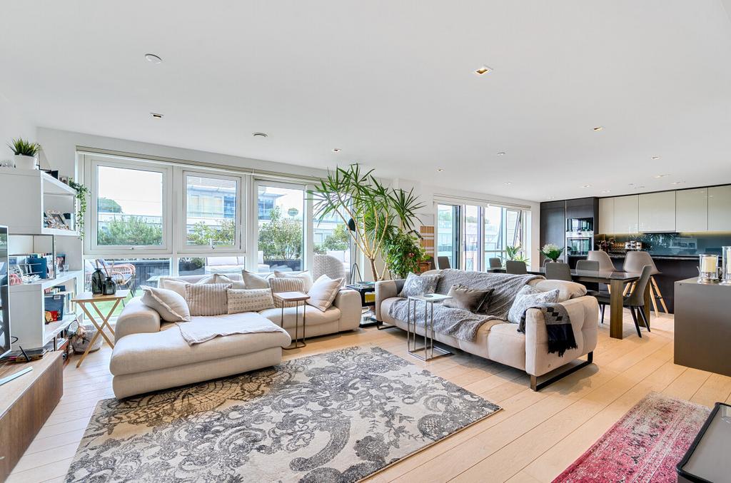 Longfield Avenue, Ealing, W5 - View 4