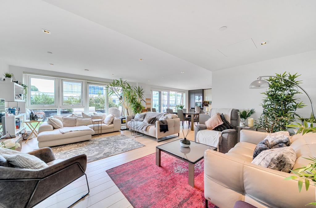 Longfield Avenue, Ealing, W5 - View 5